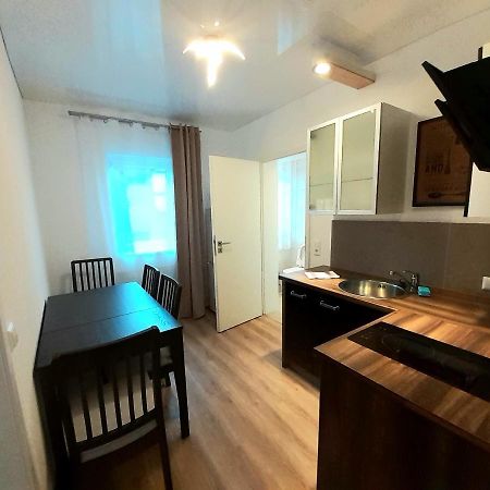 Modernes Apartment Metzingen 2 ريوتلنجن المظهر الخارجي الصورة